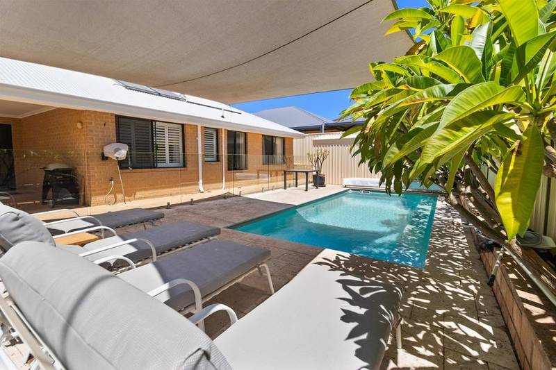 4 Archimedes Crescent, TAPPING, WA 6065