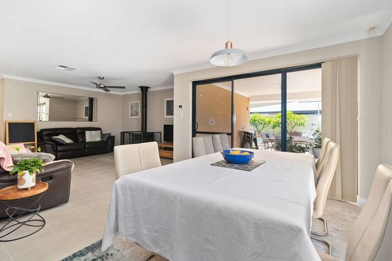 4 Archimedes Crescent, TAPPING, WA 6065