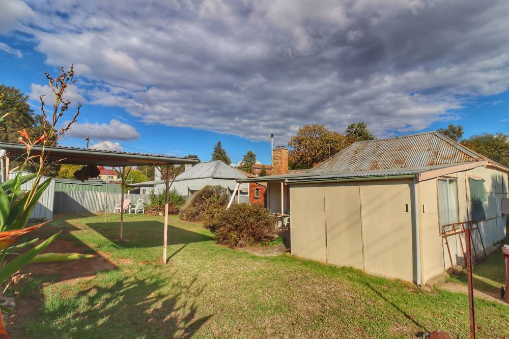 1 Brougham Lane, COWRA, NSW 2794