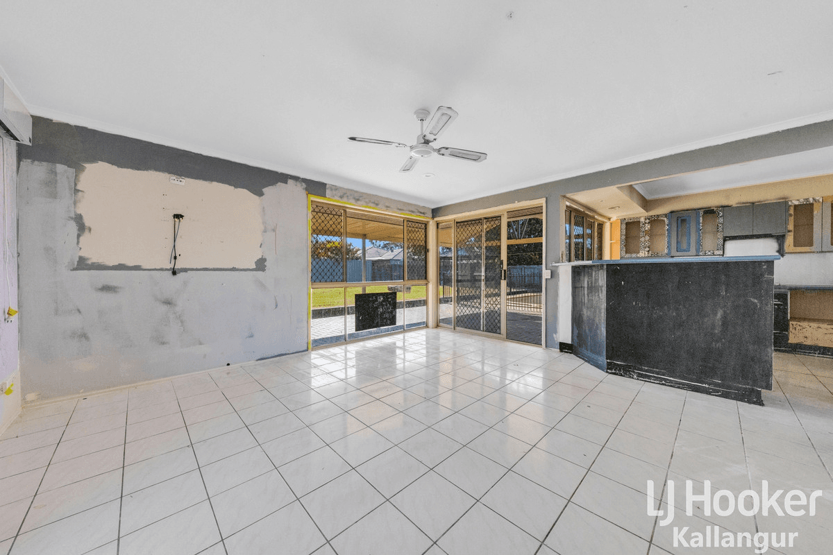 17 Winter Road, KALLANGUR, QLD 4503