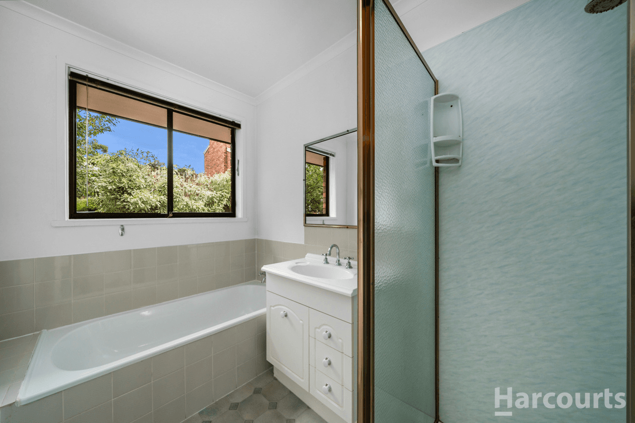 1/17 Holland Court, HOWRAH, TAS 7018