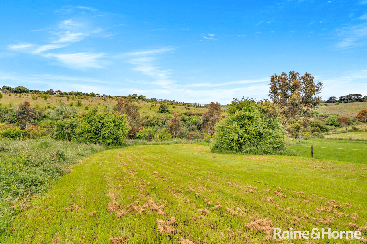 17 Melbourne Road, GISBORNE, VIC 3437