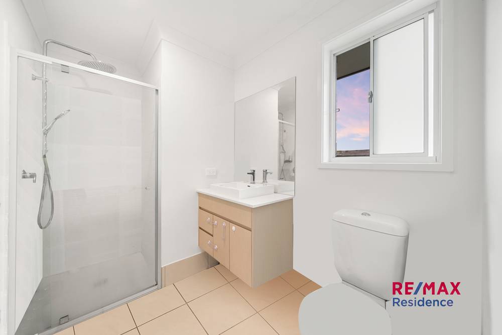 32 Almandin Street, LOGAN RESERVE, QLD 4133