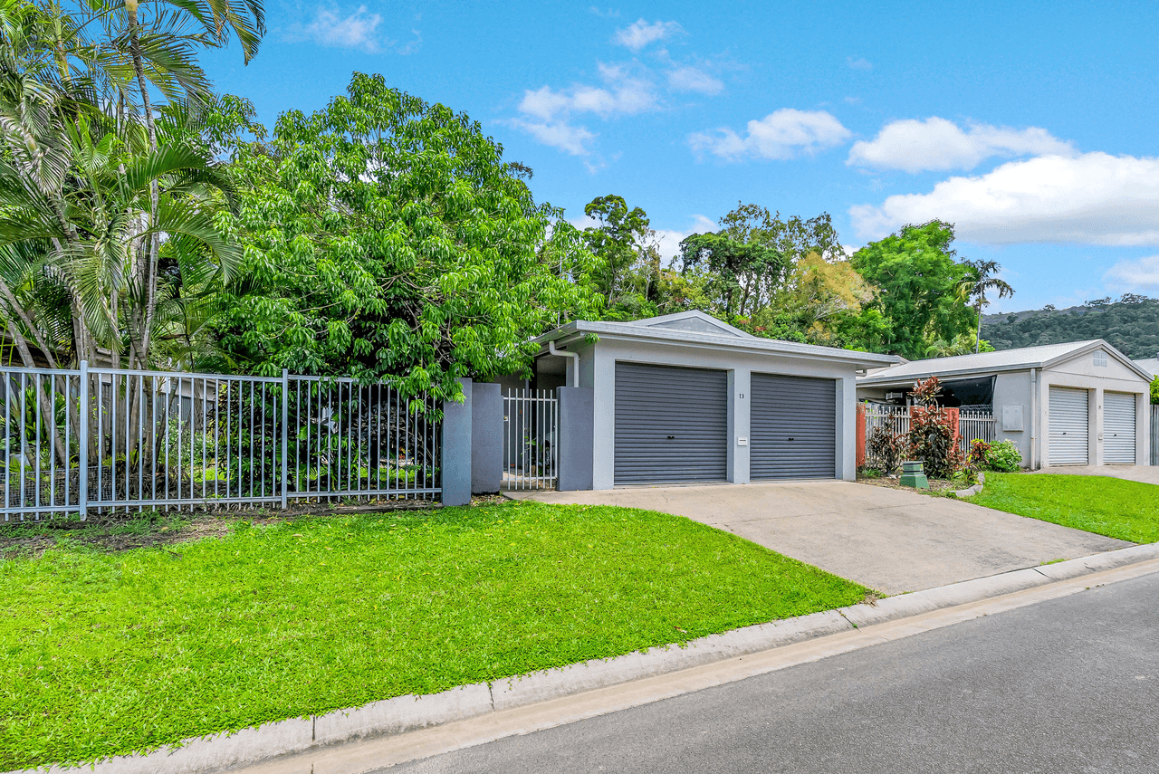 13 Speculation Street, SMITHFIELD, QLD 4878