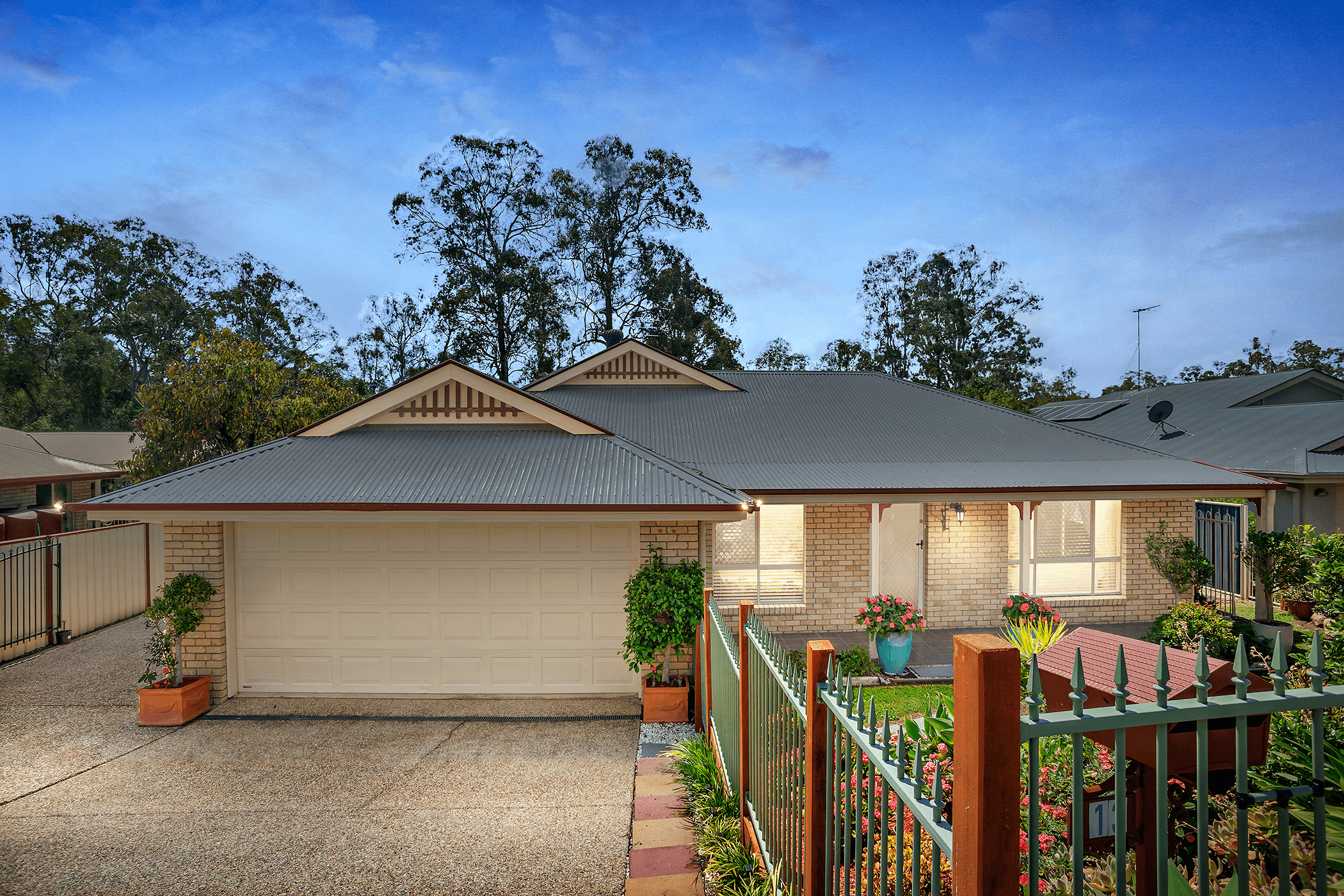 13 Springwater Crescent, Morayfield, QLD 4506