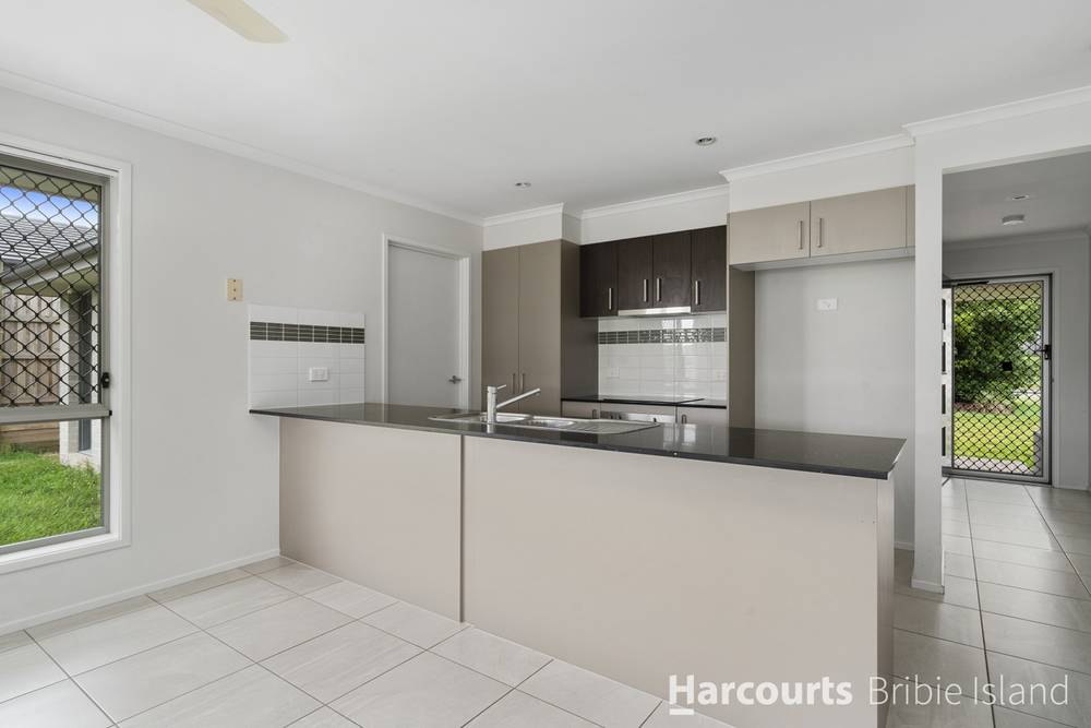 2-4 Broadleaf Place, NINGI, QLD 4511