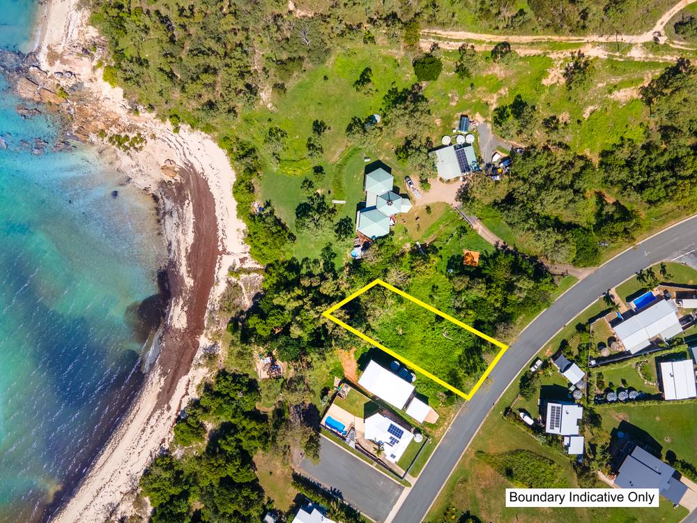 8 Gloucester Avenue, HIDEAWAY BAY, QLD 4800