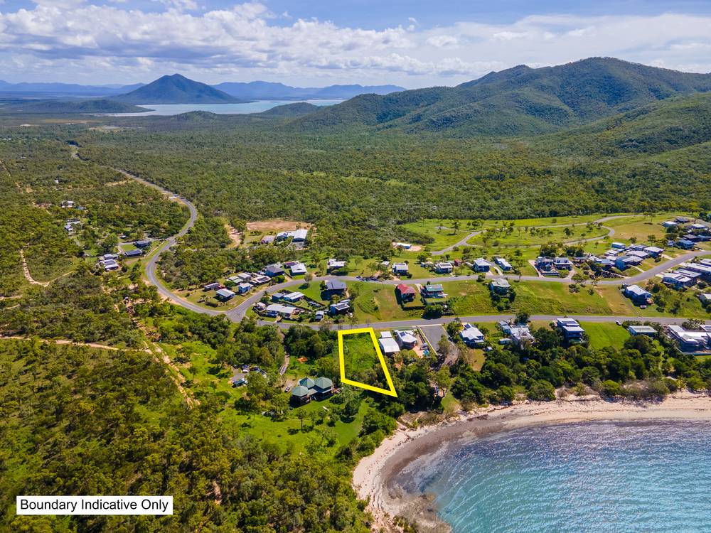 8 Gloucester Avenue, HIDEAWAY BAY, QLD 4800