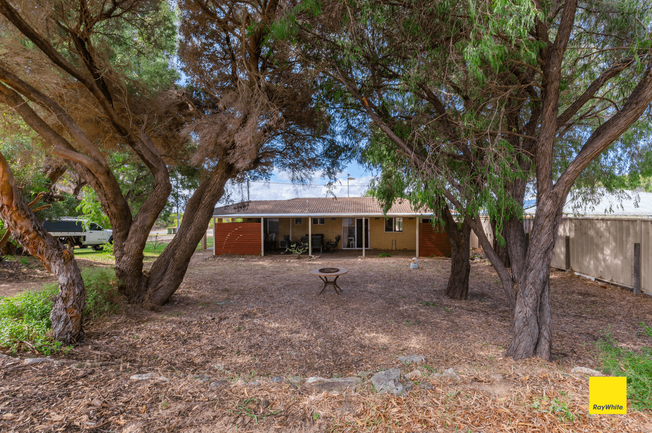 68 Bootoo Street, LANCELIN, WA 6044