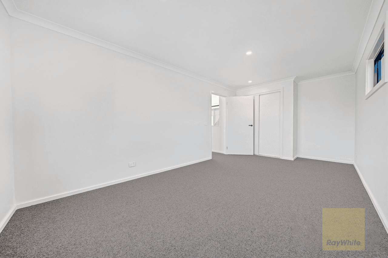 2 Taya Lane, POINT COOK, VIC 3030