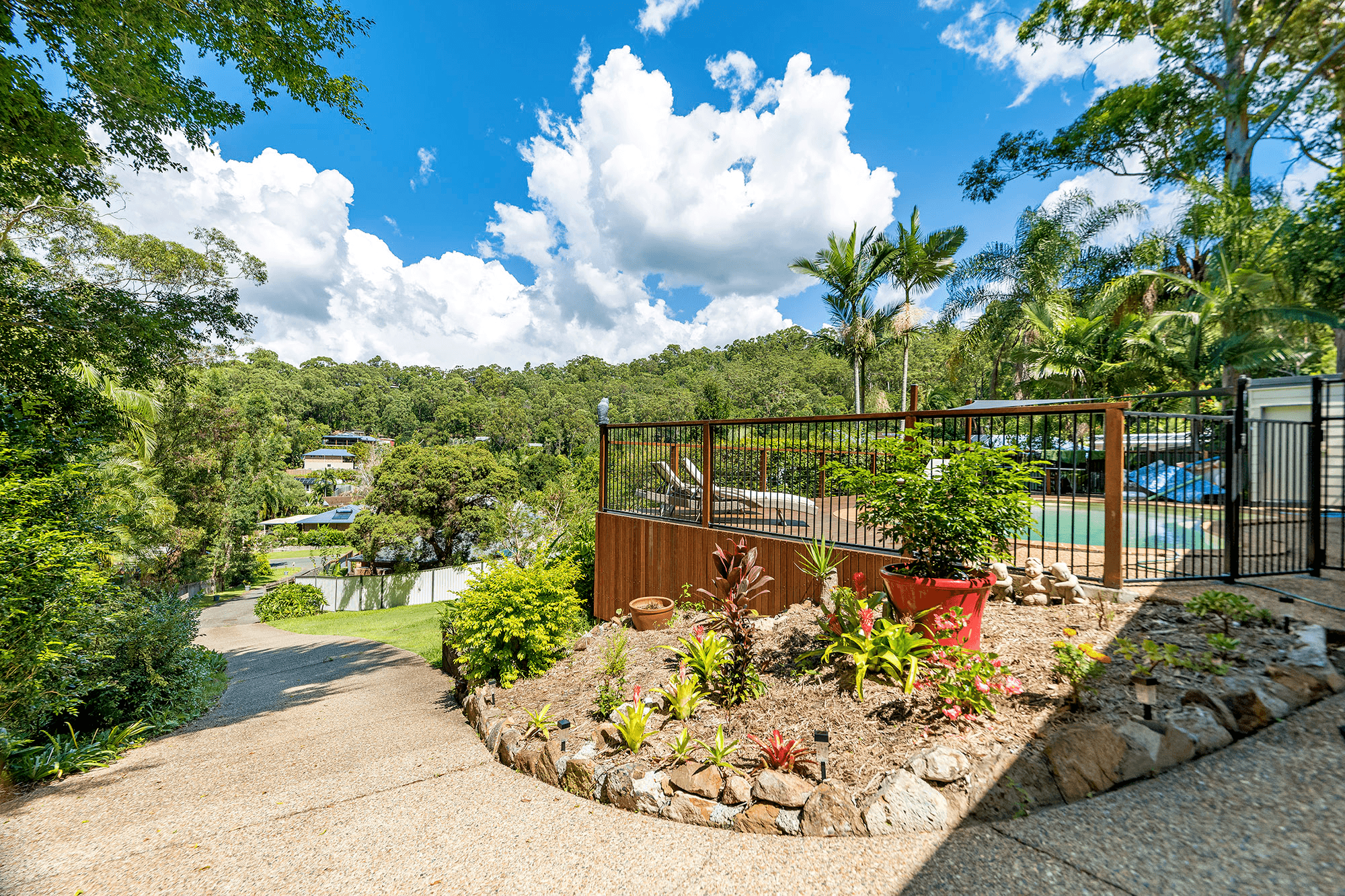 15 Coote Court, CURRUMBIN WATERS, QLD 4223