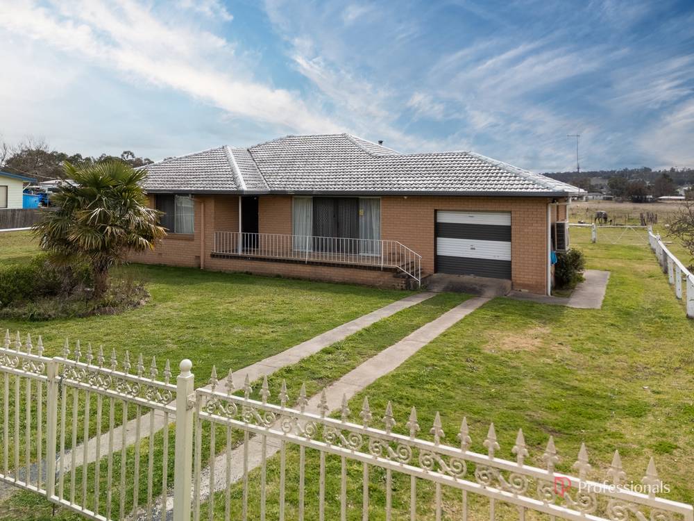 27 & 29 Grafton Road, Armidale, NSW 2350