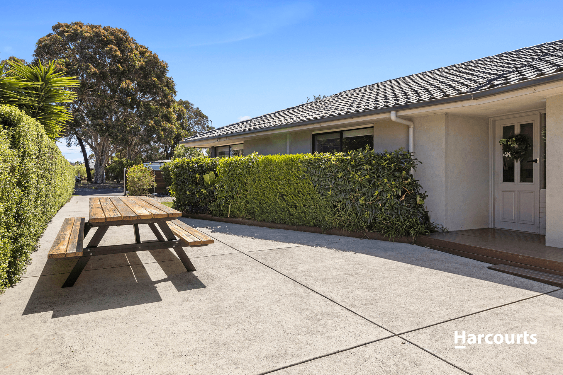 14 Strathire Gardens, Hamlyn Heights, VIC 3215