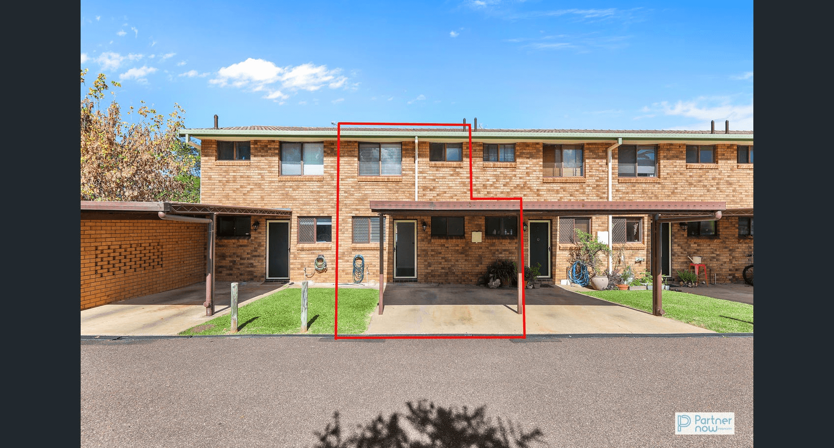 2/16 Barton Lane, TAMWORTH, NSW 2340