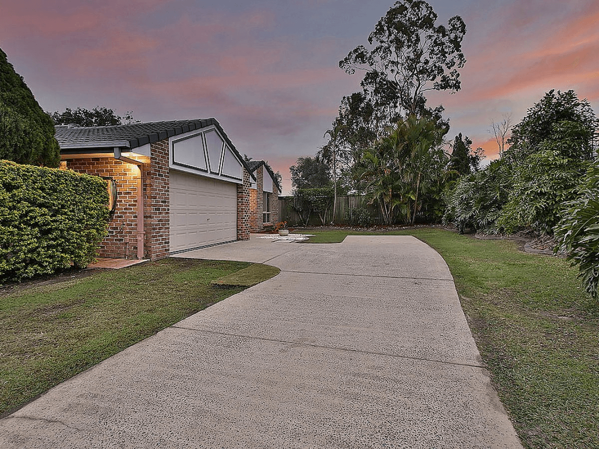 31 Harris Place, SEVENTEEN MILE ROCKS, QLD 4073