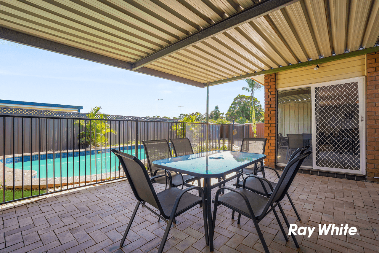 4 Olliver Crescent, ST CLAIR, NSW 2759