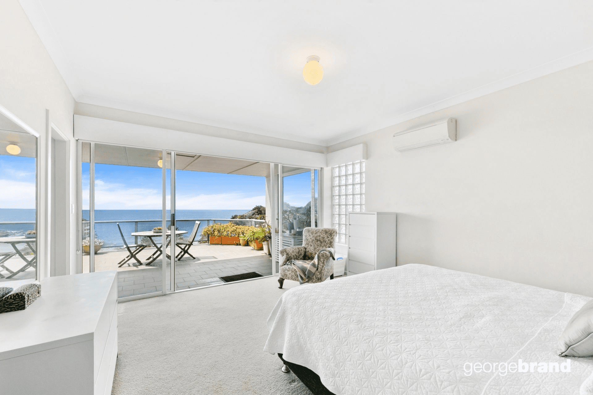 2/29 Warren Avenue, Avoca Beach, NSW 2251