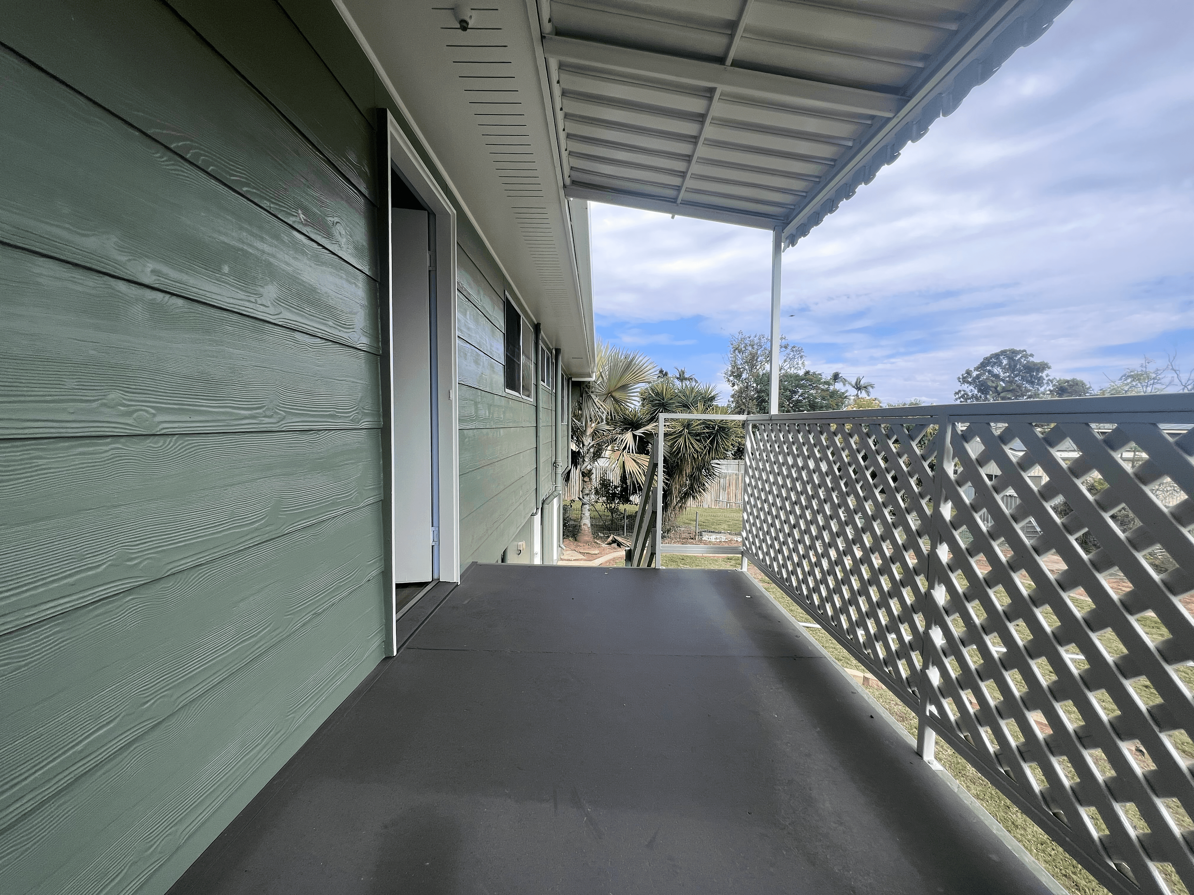 17 MacKay Street, MORANBAH, QLD 4744