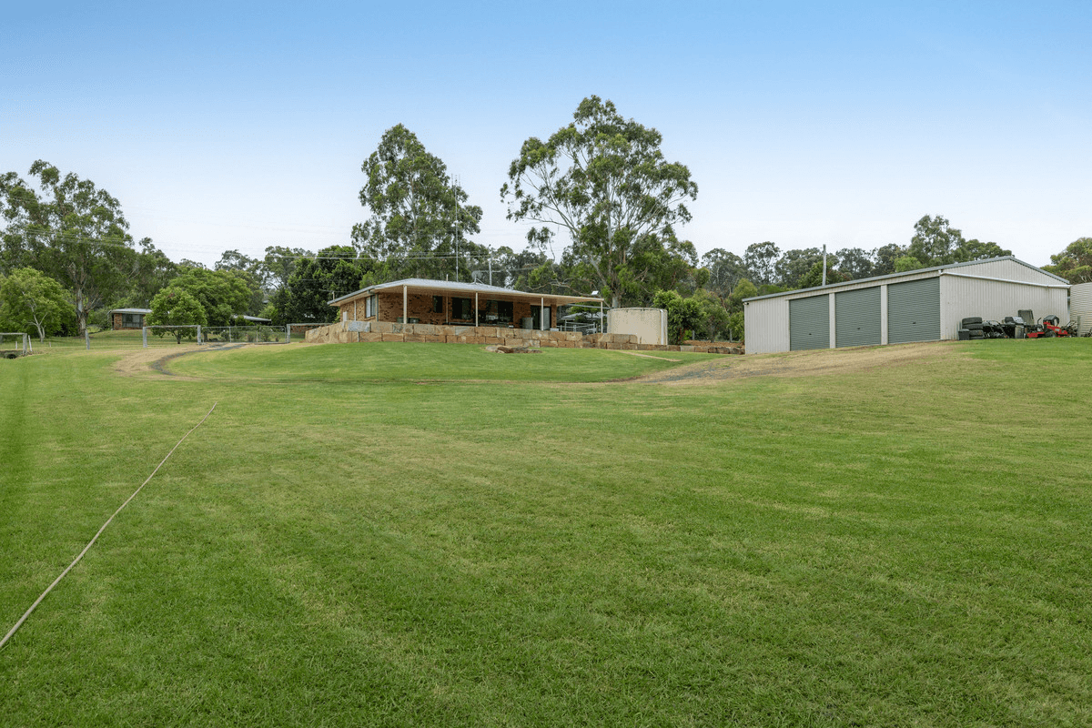 11 Valley View Drive, Meringandan West, QLD 4352