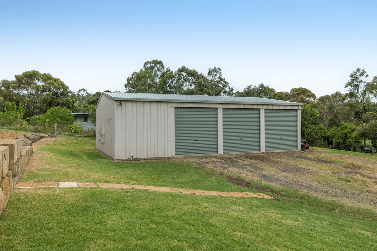 11 Valley View Drive, Meringandan West, QLD 4352