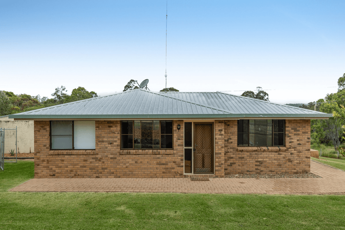 11 Valley View Drive, Meringandan West, QLD 4352