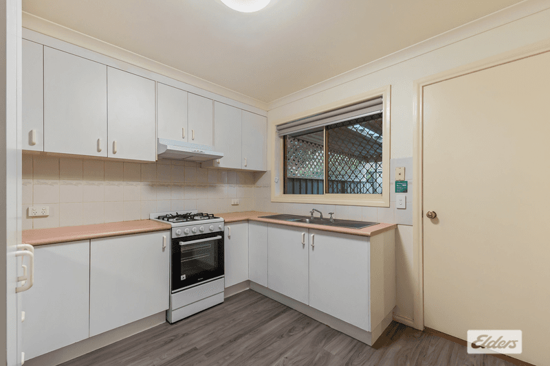 3/2 Owen Court, Lavington, NSW 2641