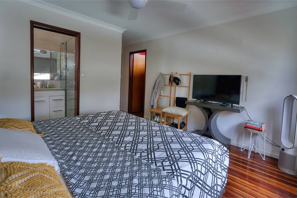 57 Wadley Street, MACGREGOR, QLD 4109