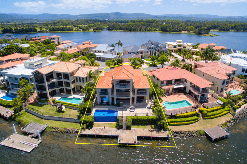 25 Istana View, Clear Island Waters, QLD 4226