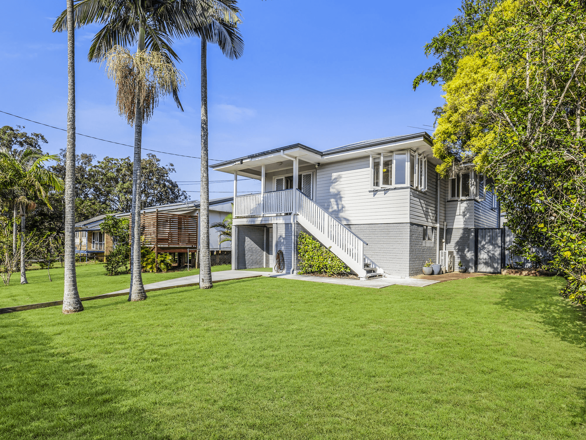 6 Selcroft Street, MANLY WEST, QLD 4179