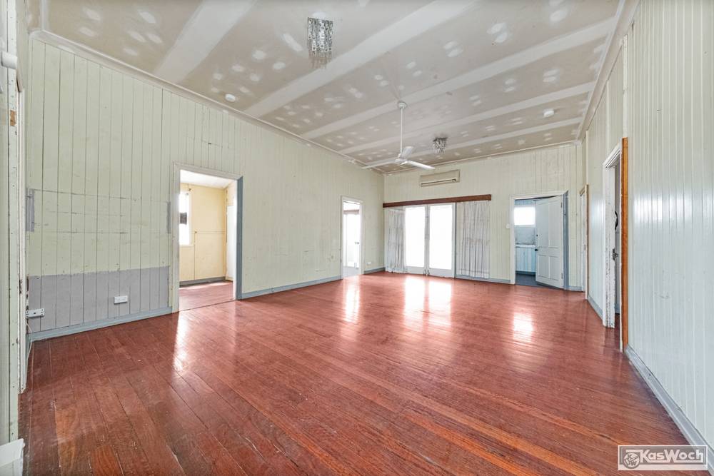 320-326 GEORGE STREET, DEPOT HILL, QLD 4700