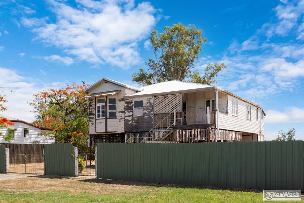 320-326 GEORGE STREET, DEPOT HILL, QLD 4700