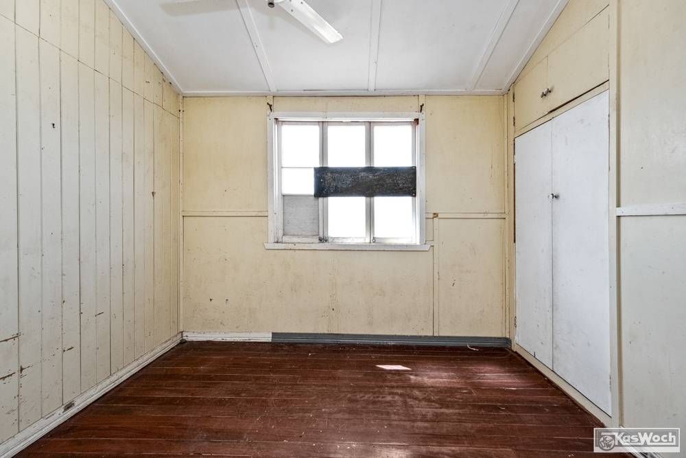 320-326 GEORGE STREET, DEPOT HILL, QLD 4700
