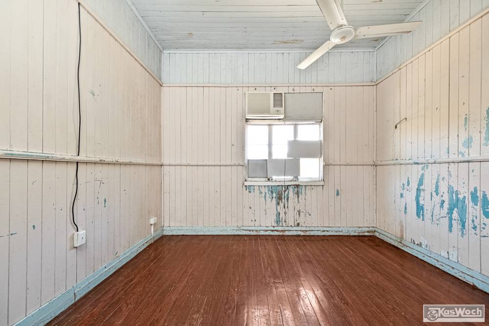320-326 GEORGE STREET, DEPOT HILL, QLD 4700