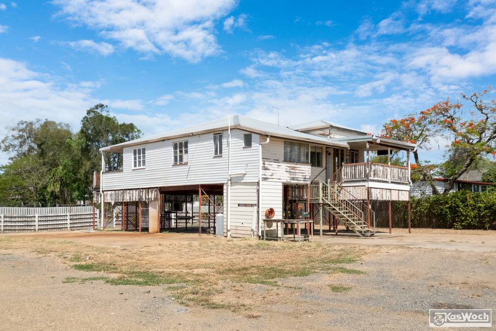 320-326 GEORGE STREET, DEPOT HILL, QLD 4700