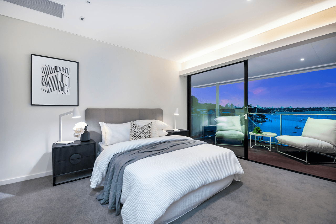 11 Lyndhurst Crescent, HUNTERS HILL, NSW 2110