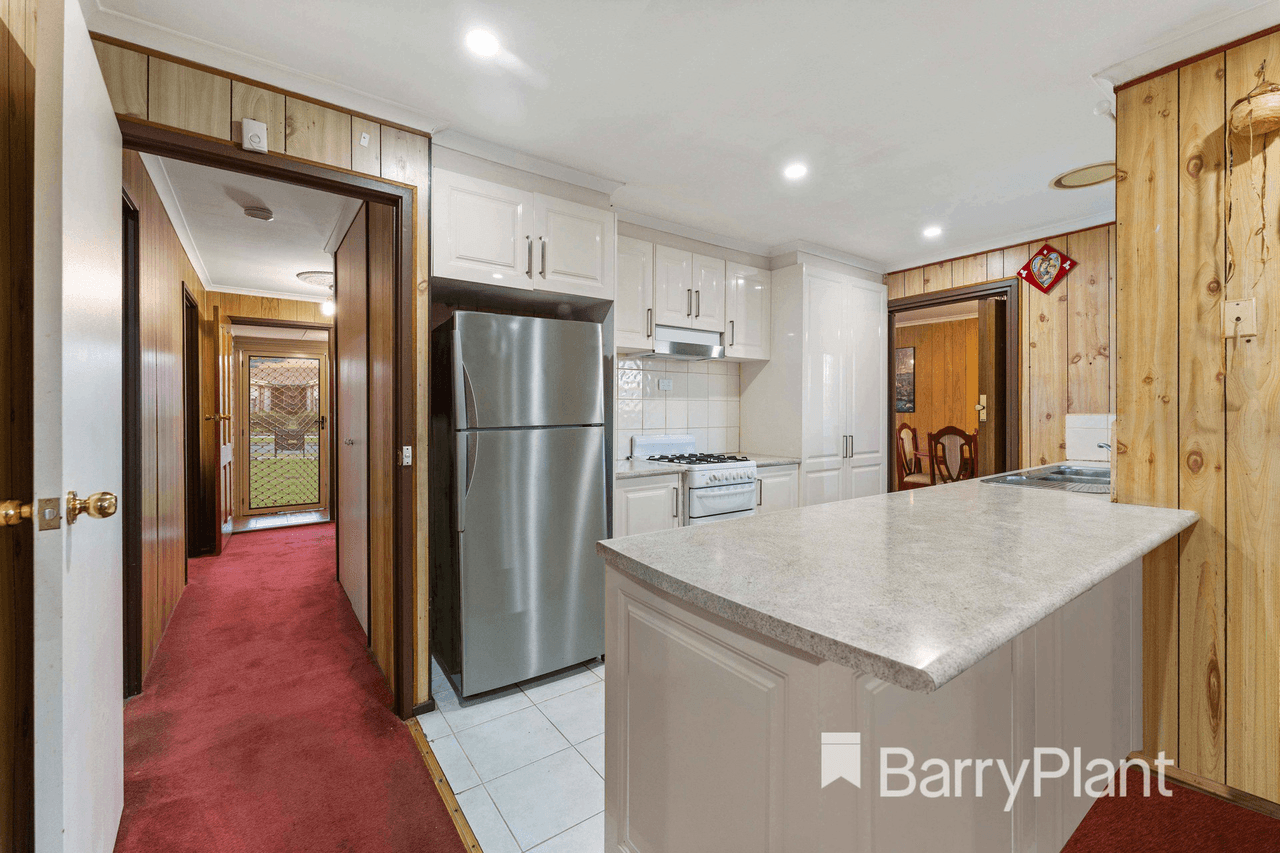 30 Tarlee Drive, Albanvale, VIC 3021