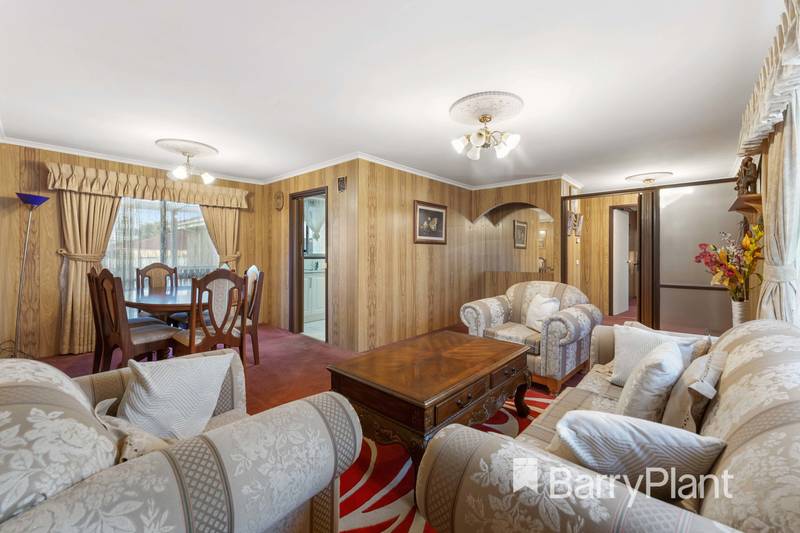 30 Tarlee Drive, Albanvale, VIC 3021