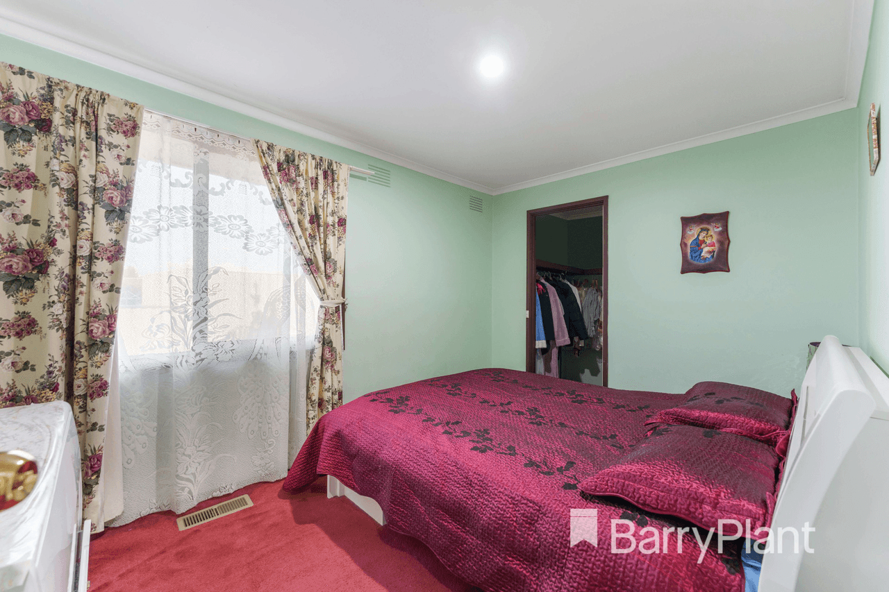 30 Tarlee Drive, Albanvale, VIC 3021