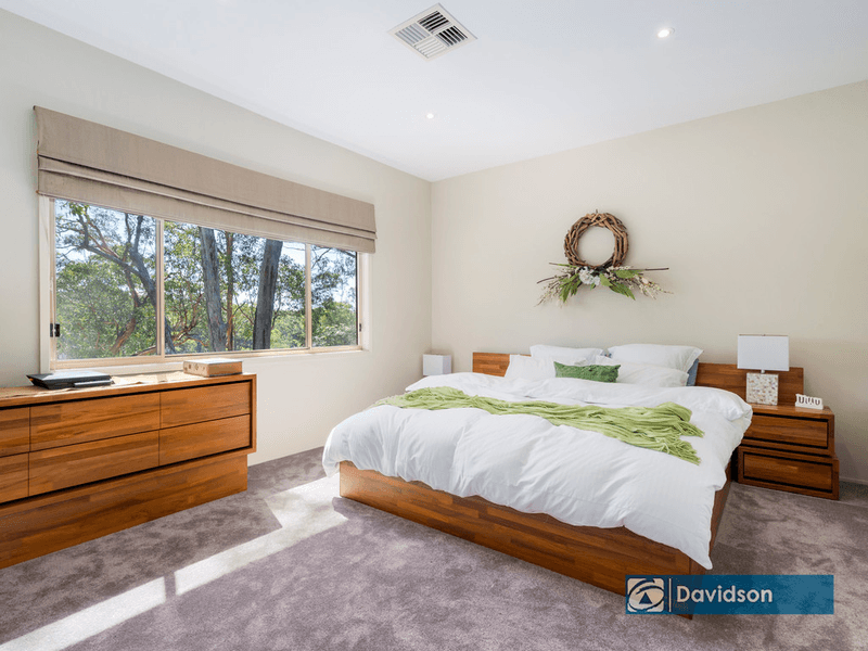 16 Bingara Drive, SANDY POINT, NSW 2172