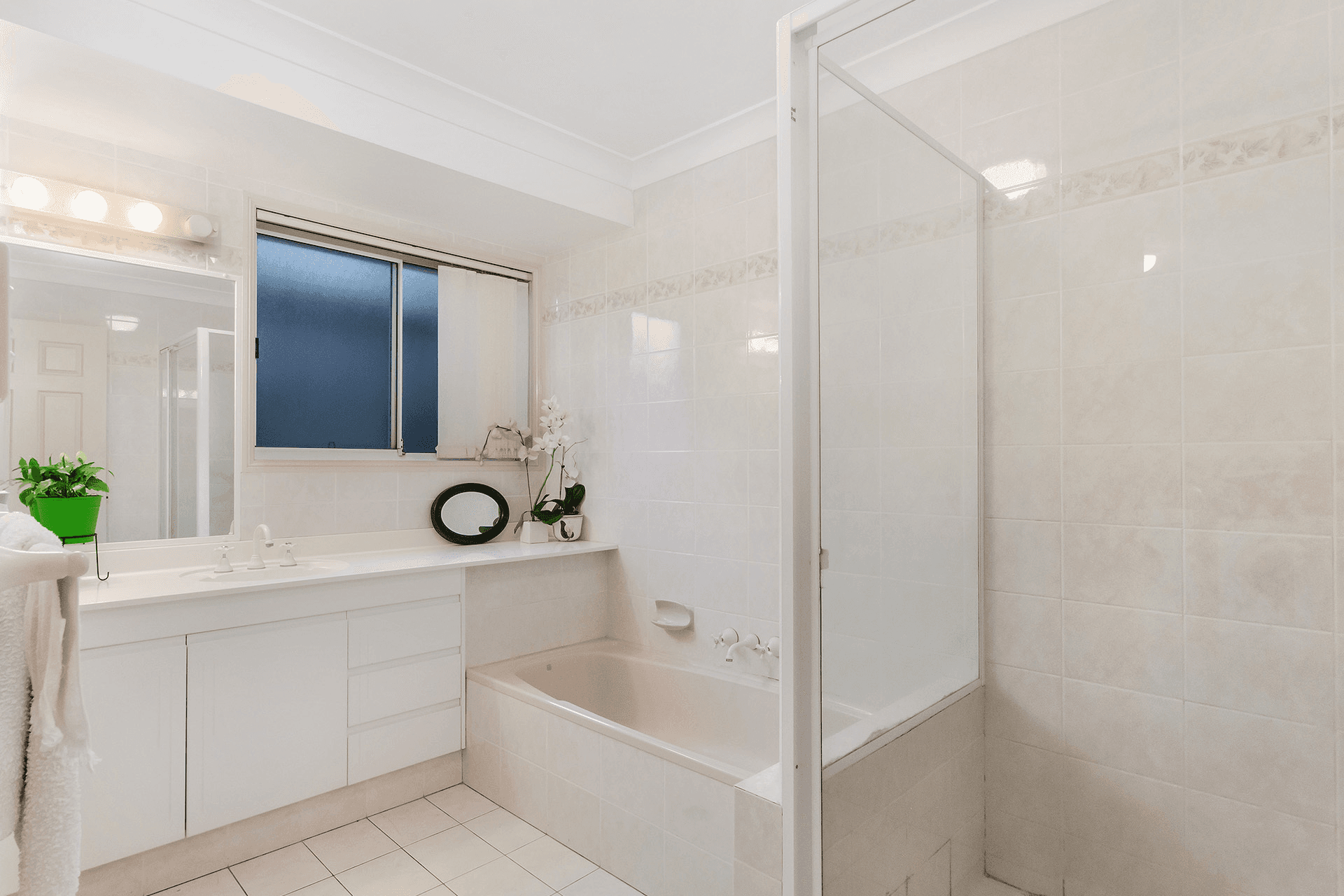 3 Mordialloc Place, Robina, QLD 4226