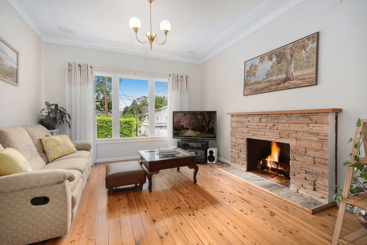 82 Edgeworth David Avenue, WAHROONGA, NSW 2076