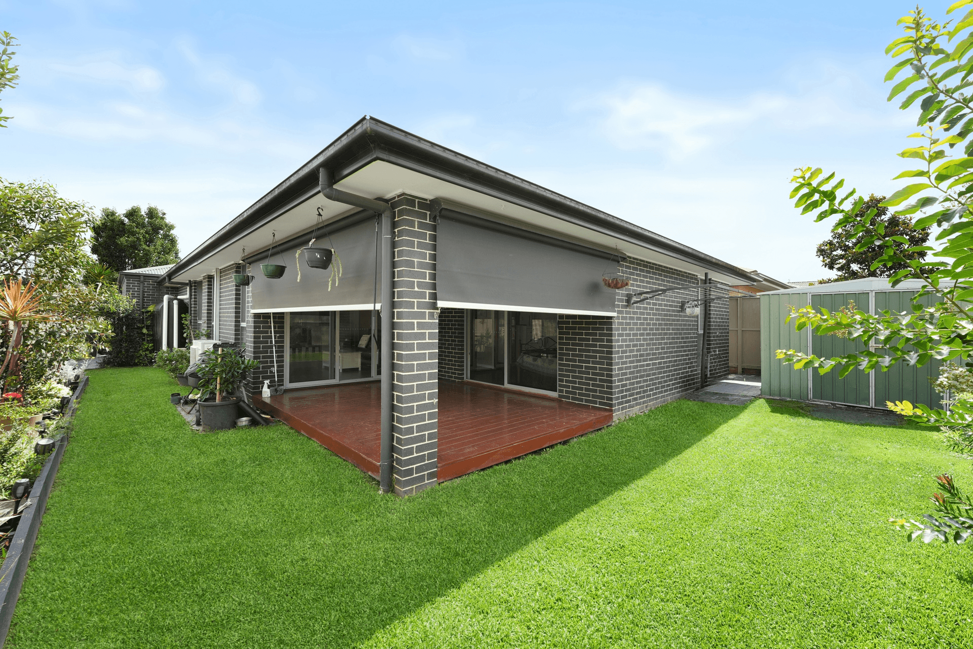 16 Rosecomb Ave, SPRING FARM, NSW 2570