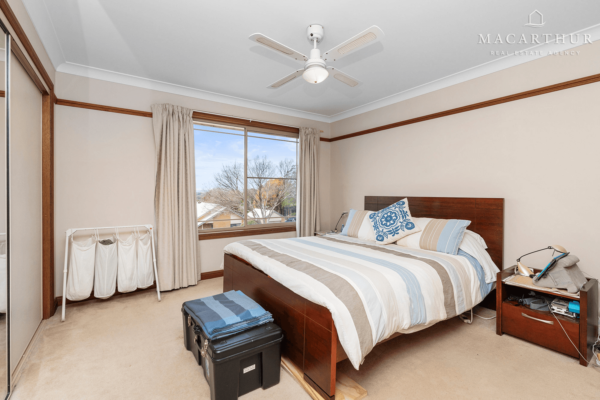 63 Simkin Crescent, Kooringal, NSW 2650