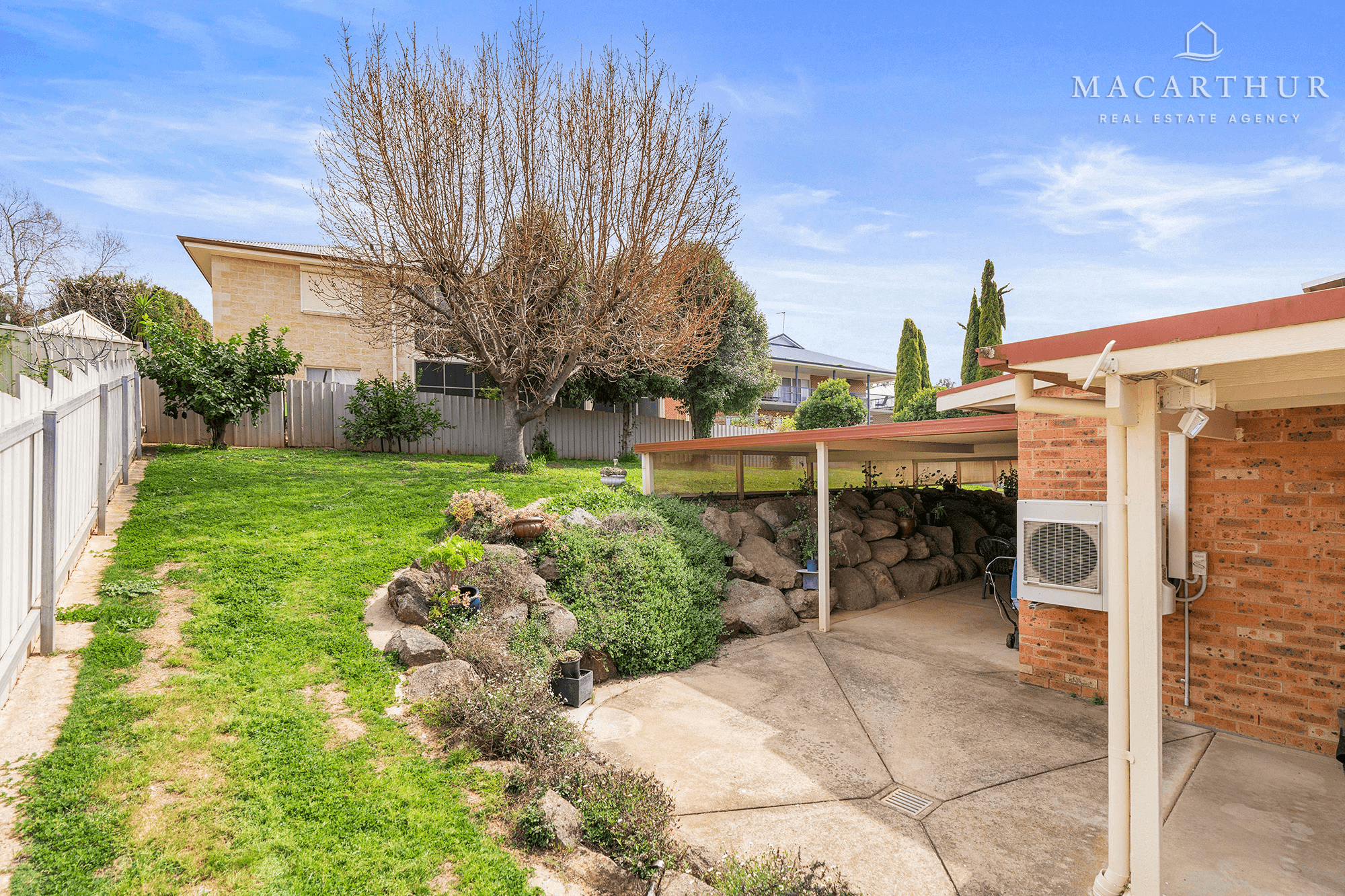 63 Simkin Crescent, Kooringal, NSW 2650