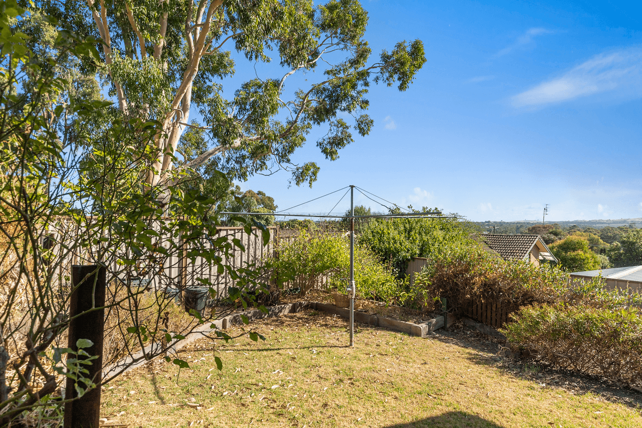 8 Skermer Avenue, SEYMOUR, VIC 3660