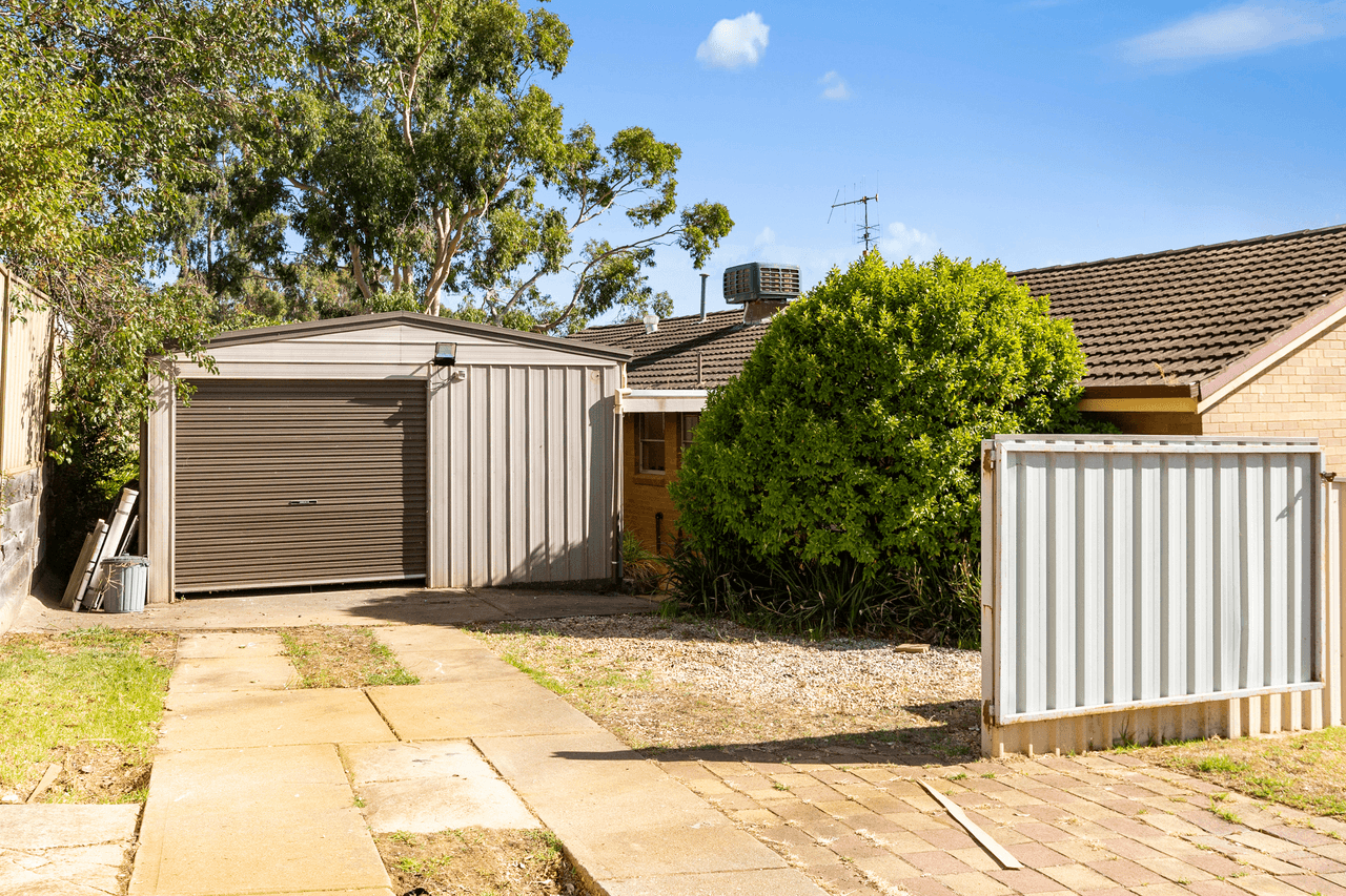 8 Skermer Avenue, SEYMOUR, VIC 3660