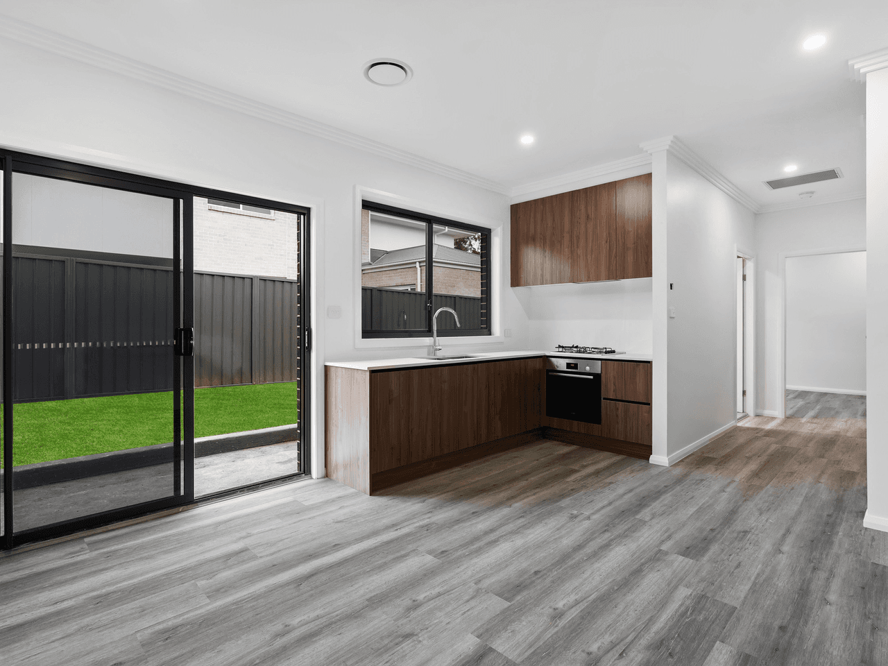 1 White Fig Drive, BERKELEY VALE, NSW 2261