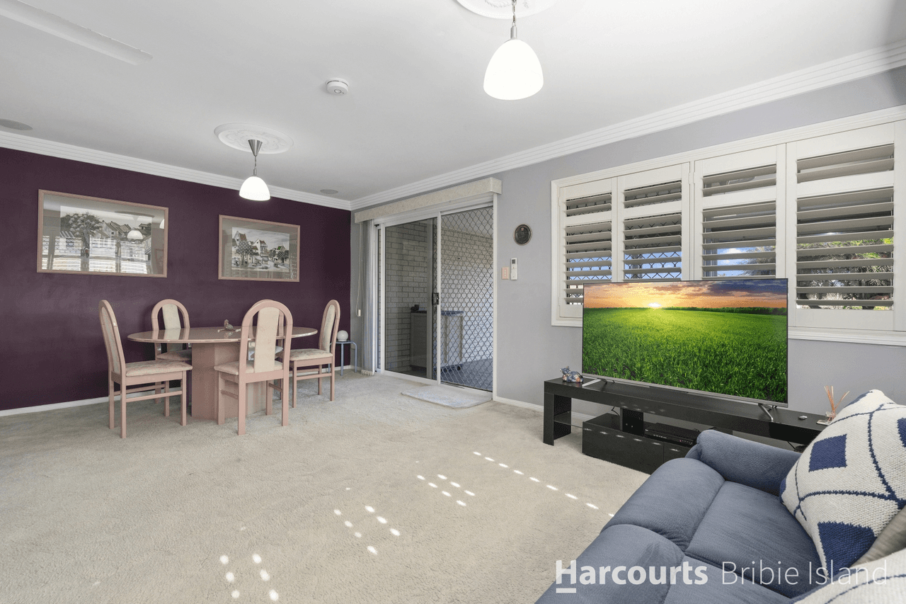 1/63 Phoenix Avenue, BONGAREE, QLD 4507