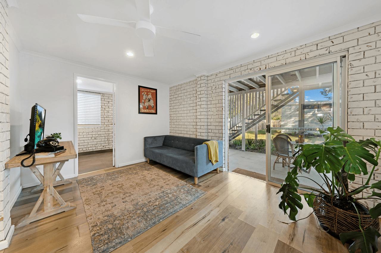 857 Esplanade, Lota, QLD 4179