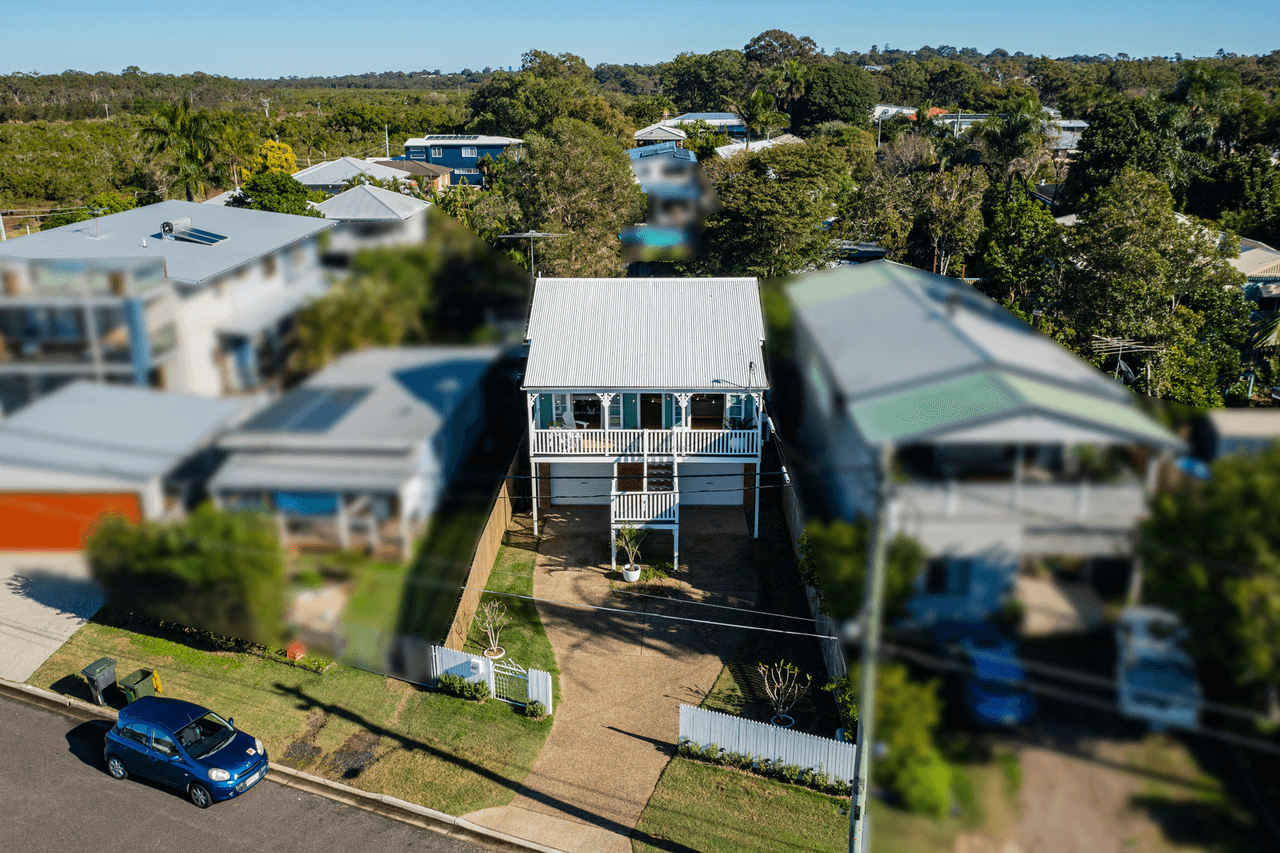857 Esplanade, Lota, QLD 4179